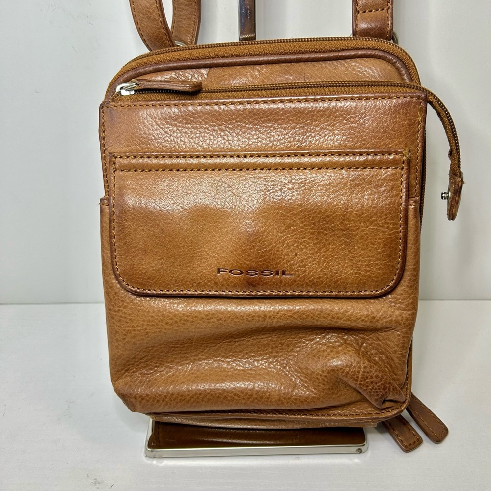 Vintage Fossil Cognac Brown Leather Multi-Compartment Crossbody Bag - Picture 2 of 12